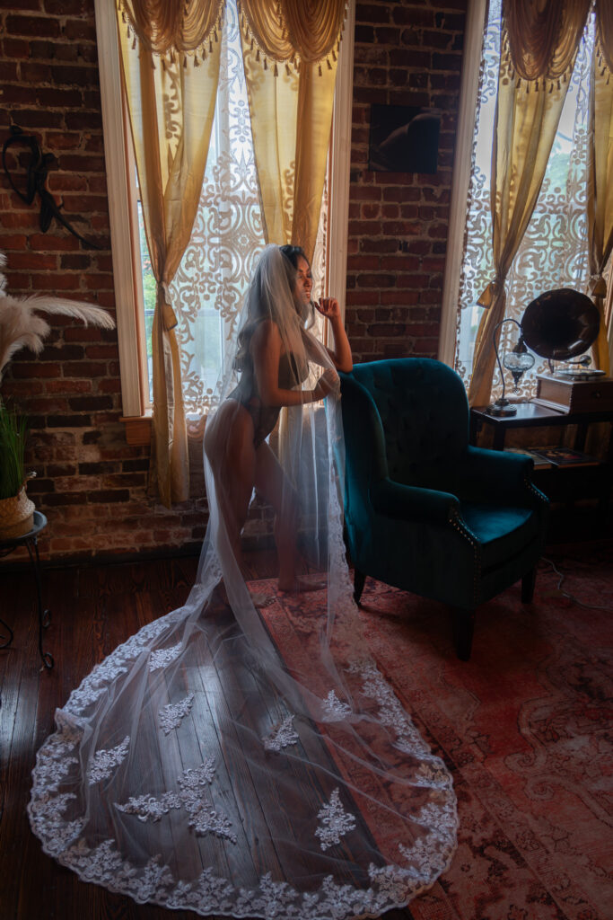 bridal boudoir photographer in Richmond, VA